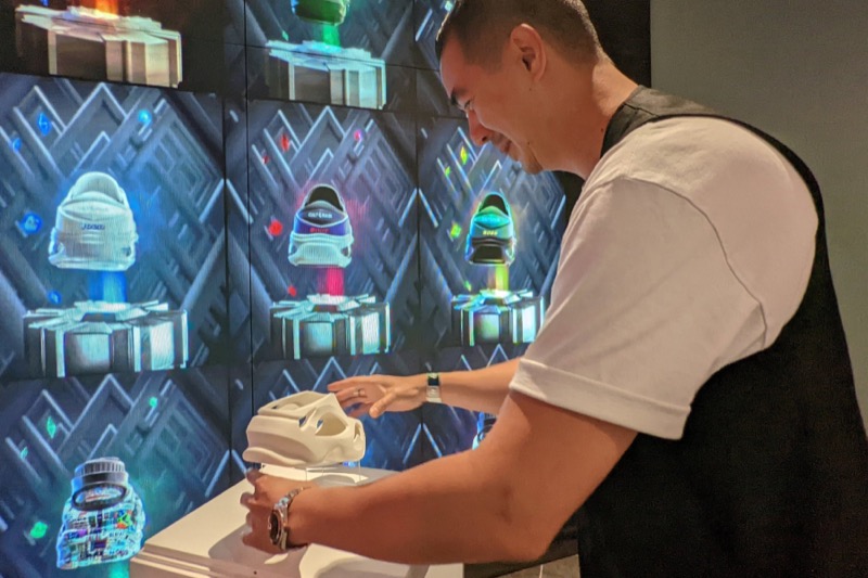 Streaming and artist community building